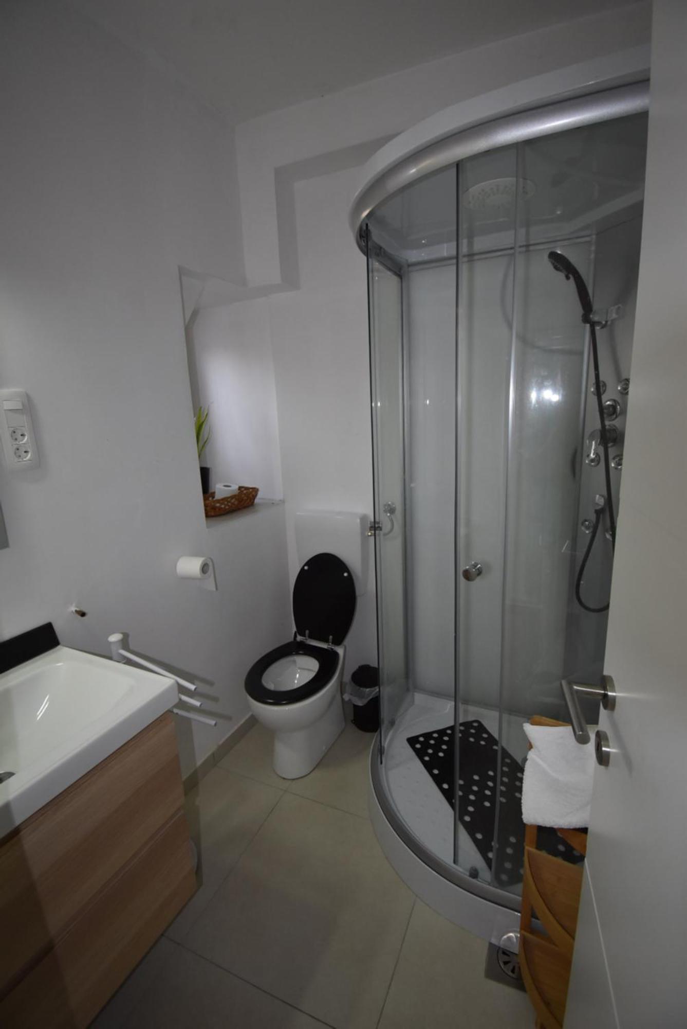 Apartments Free Alps, Massage & Wine Bovec Exterior photo